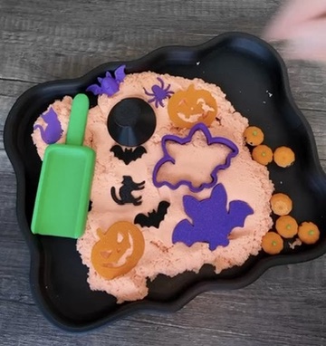 Make A Mini Boo Sensory Bin